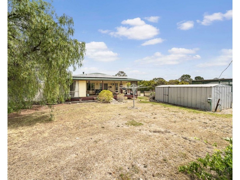 26 Mansel Drive, Gowrie Junction QLD 4352