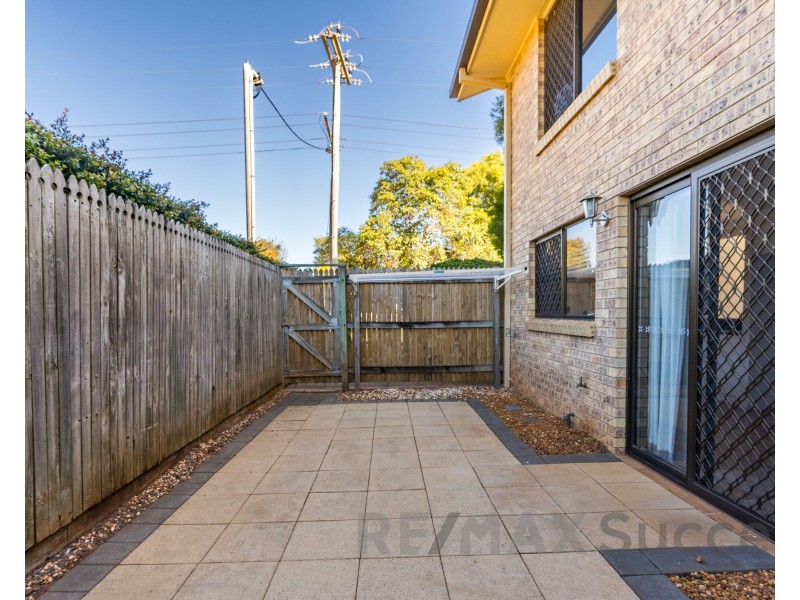 1/56 Gordon Avenue, Newtown QLD 4350