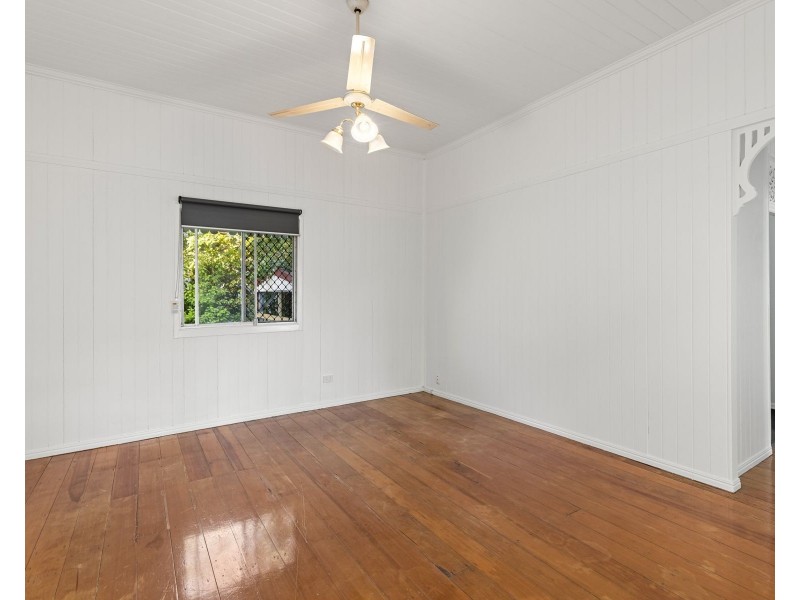 195 Taylor Street, Wilsonton QLD 4350