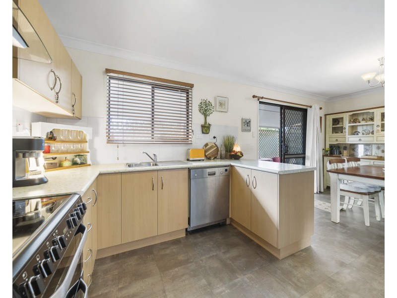 9 Nicholas Street, Goombungee QLD 4354