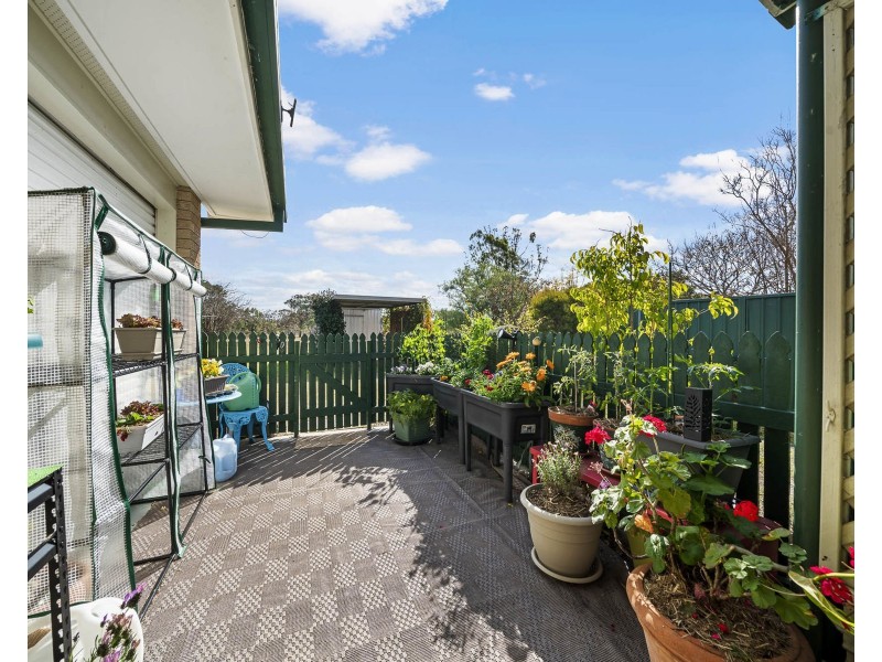 9 Nicholas Street, Goombungee QLD 4354