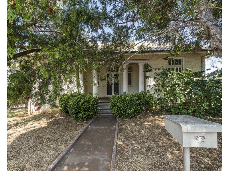 6 Royal Street, Toowoomba City QLD 4350