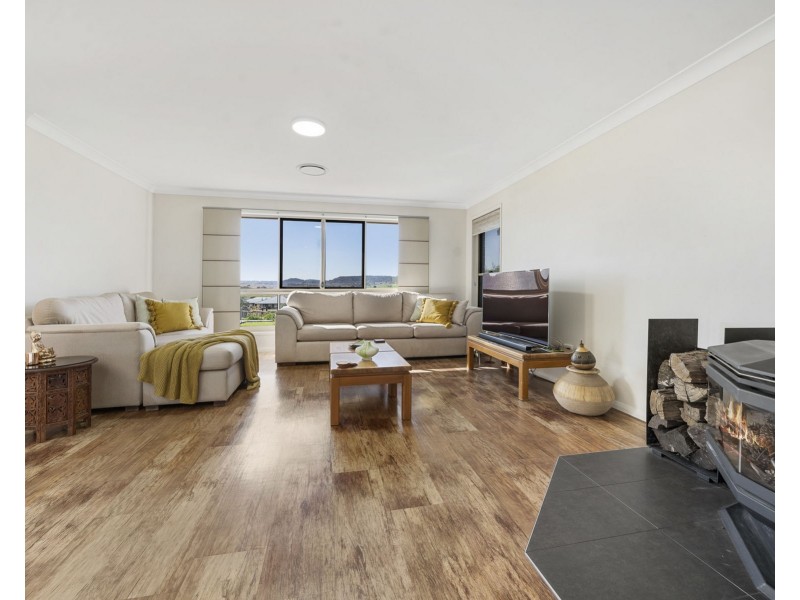 10 Nuffield Street, Kingsthorpe QLD 4400
