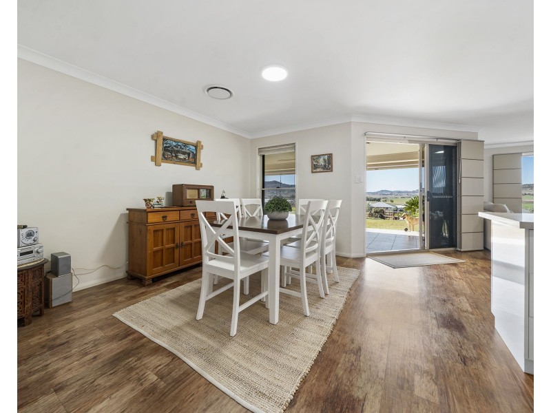 10 Nuffield Street, Kingsthorpe QLD 4400