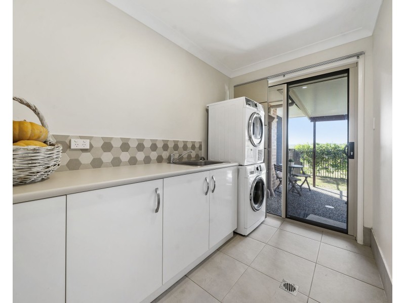 10 Nuffield Street, Kingsthorpe QLD 4400