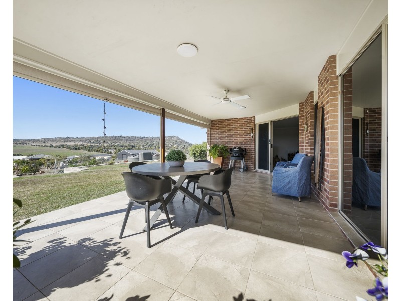 10 Nuffield Street, Kingsthorpe QLD 4400