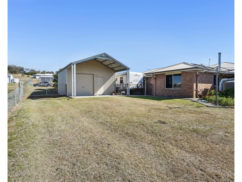 10 Nuffield Street, Kingsthorpe QLD 4400