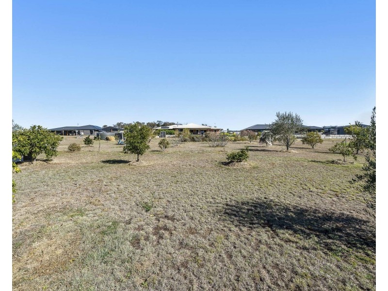 10 Nuffield Street, Kingsthorpe QLD 4400
