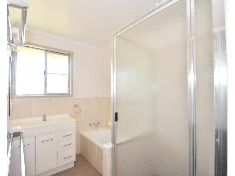 61 Sardon Street, Centenary Heights QLD 4350