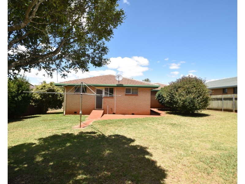 61 Sardon Street, Centenary Heights QLD 4350
