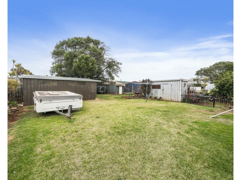16 Scheske Street, Wilsonton QLD 4350
