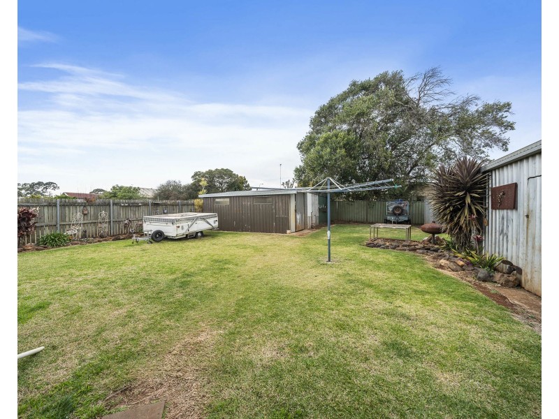 16 Scheske Street, Wilsonton QLD 4350