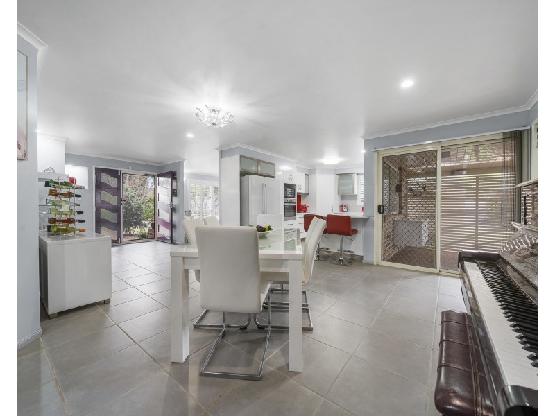 52 Gouldson Drive, Kearneys Spring QLD 4350