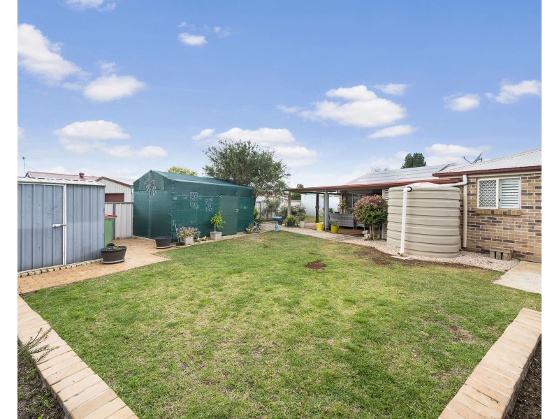 52 Gouldson Drive, Kearneys Spring QLD 4350