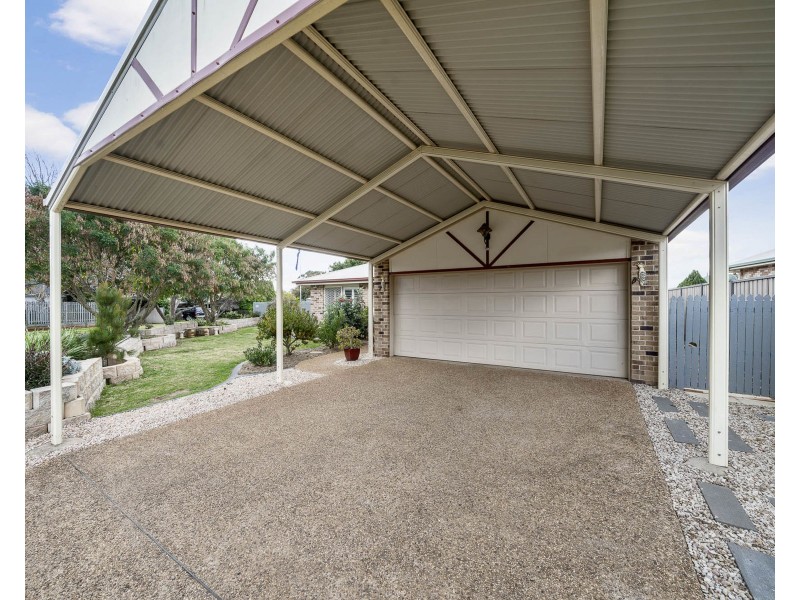 52 Gouldson Drive, Kearneys Spring QLD 4350