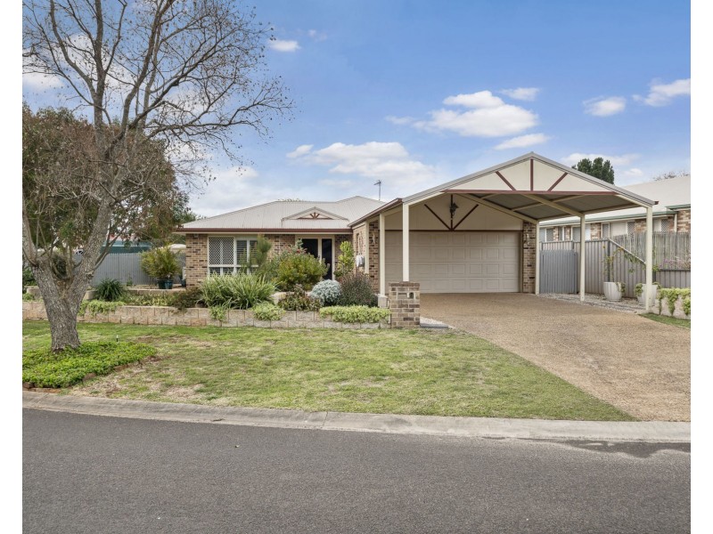 52 Gouldson Drive, Kearneys Spring QLD 4350