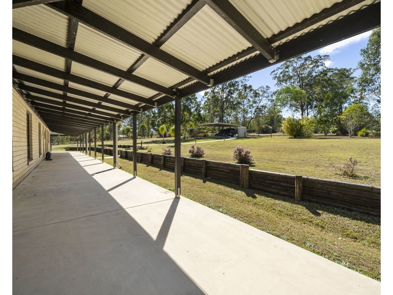 56 Buckingham Court, Mount Hallen QLD 4312