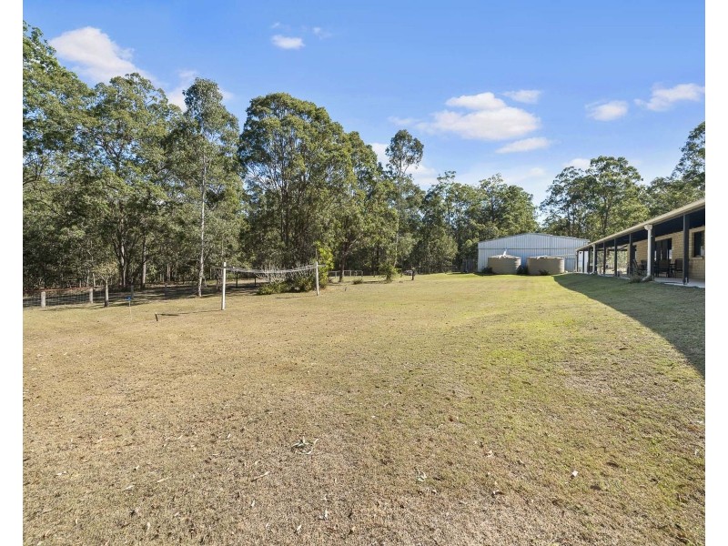 56 Buckingham Court, Mount Hallen QLD 4312