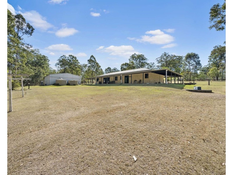56 Buckingham Court, Mount Hallen QLD 4312