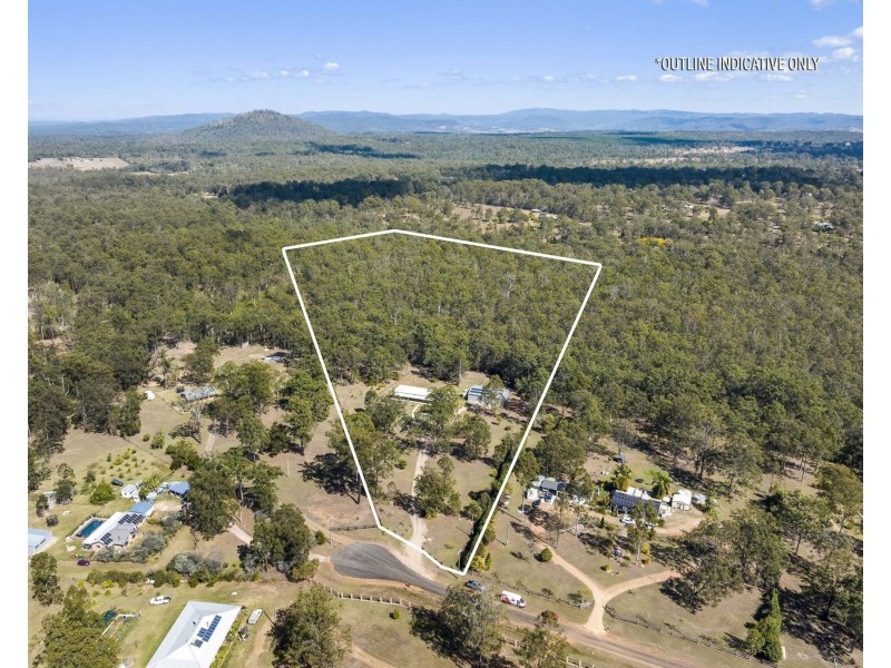 56 Buckingham Court, Mount Hallen QLD 4312