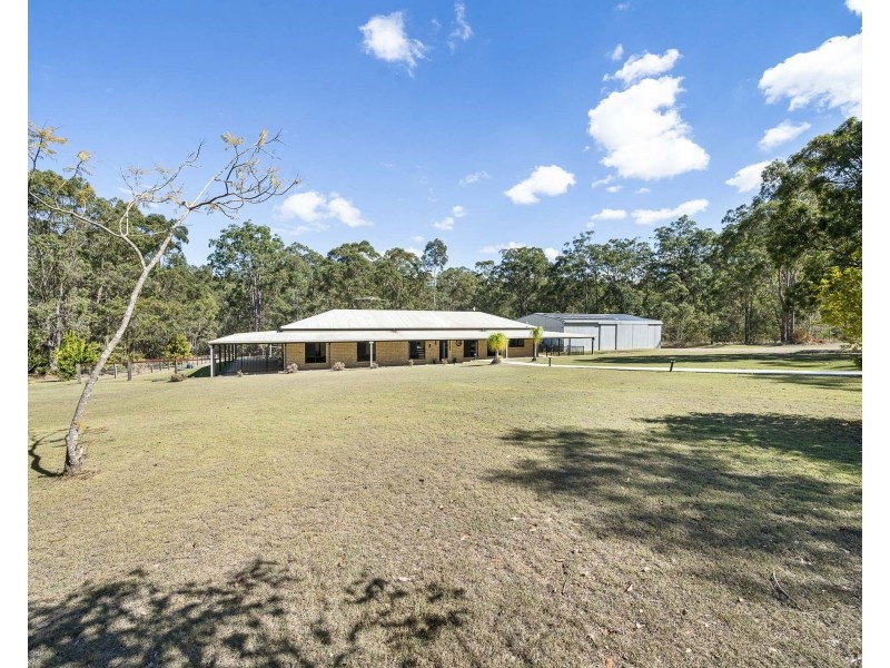 56 Buckingham Court, Mount Hallen QLD 4312