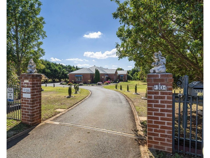 10 Stanley Parade, Highfields QLD 4352