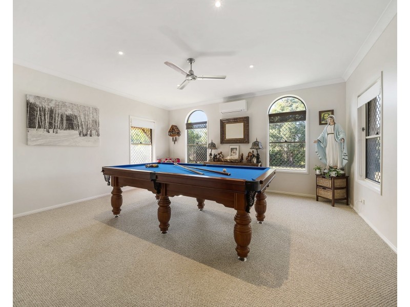 10 Stanley Parade, Highfields QLD 4352