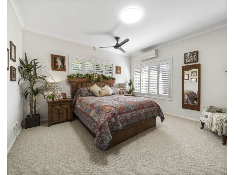 10 Stanley Parade, Highfields QLD 4352