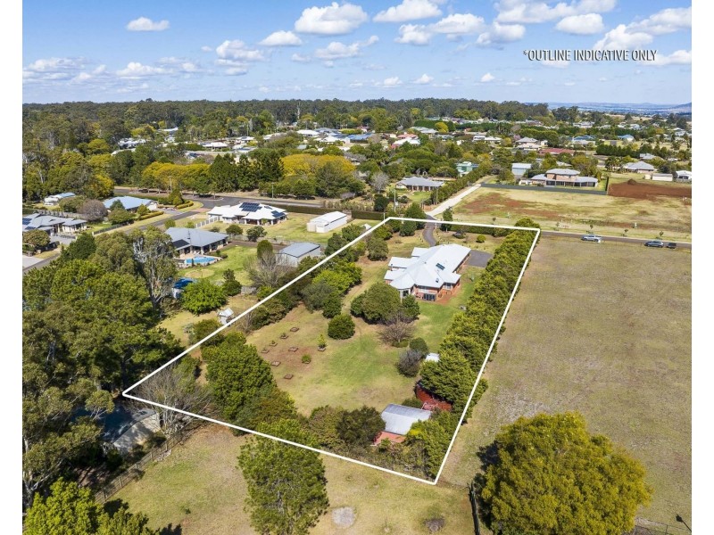 10 Stanley Parade, Highfields QLD 4352