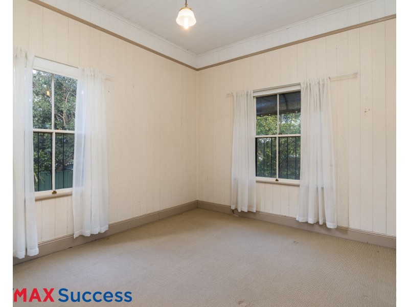 128 Hume Street, East Toowoomba QLD 4350