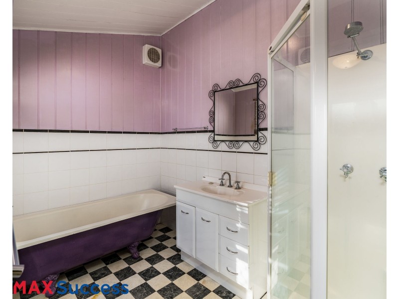 128 Hume Street, East Toowoomba QLD 4350