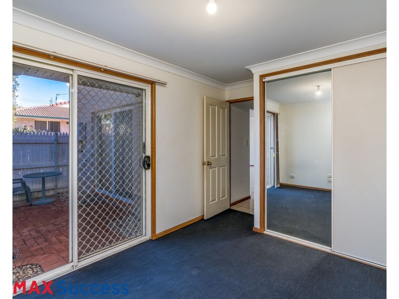 3/484 West Street, Kearneys Spring QLD 4350