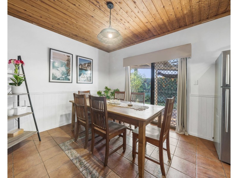 15 Beer Court, Kearneys Spring QLD 4350