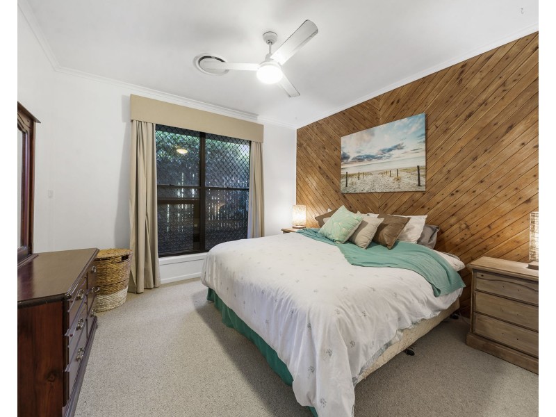 15 Beer Court, Kearneys Spring QLD 4350
