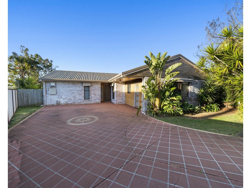 15 Beer Court, Kearneys Spring QLD 4350