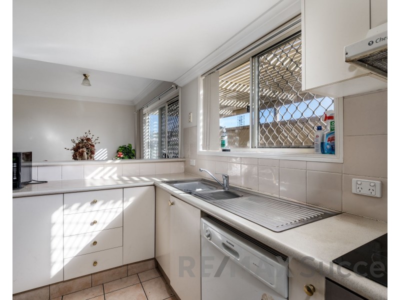 1/5A Frederick St, East Toowoomba QLD 4350