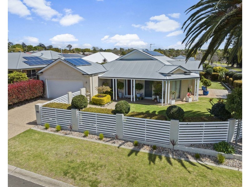 1 Kestrel Court, Rangeville QLD 4350