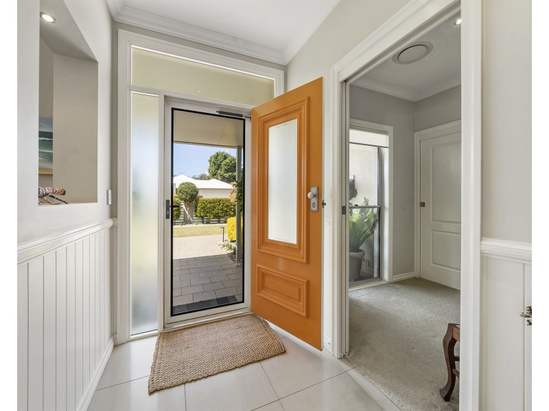 1 Kestrel Court, Rangeville QLD 4350