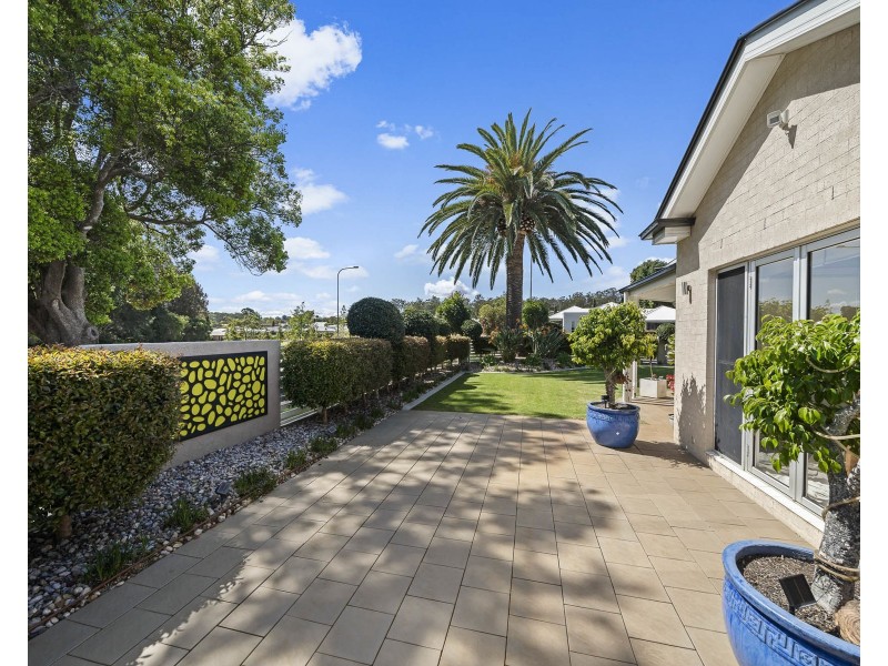 1 Kestrel Court, Rangeville QLD 4350