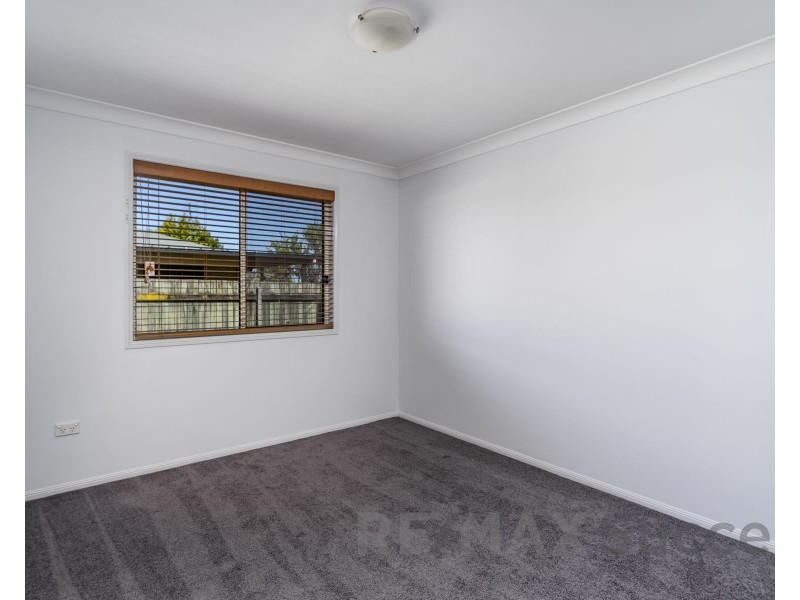 11 Ridgewood Drive, Kearneys Spring QLD 4350