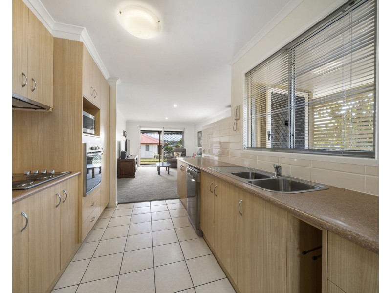 78/303 Spring Street, Kearneys Spring QLD 4350