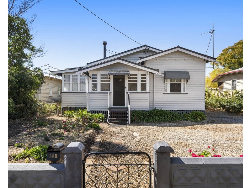 148 Holberton Street, Newtown QLD 4350