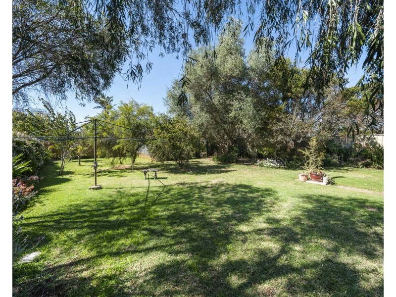 148 Holberton Street, Newtown QLD 4350