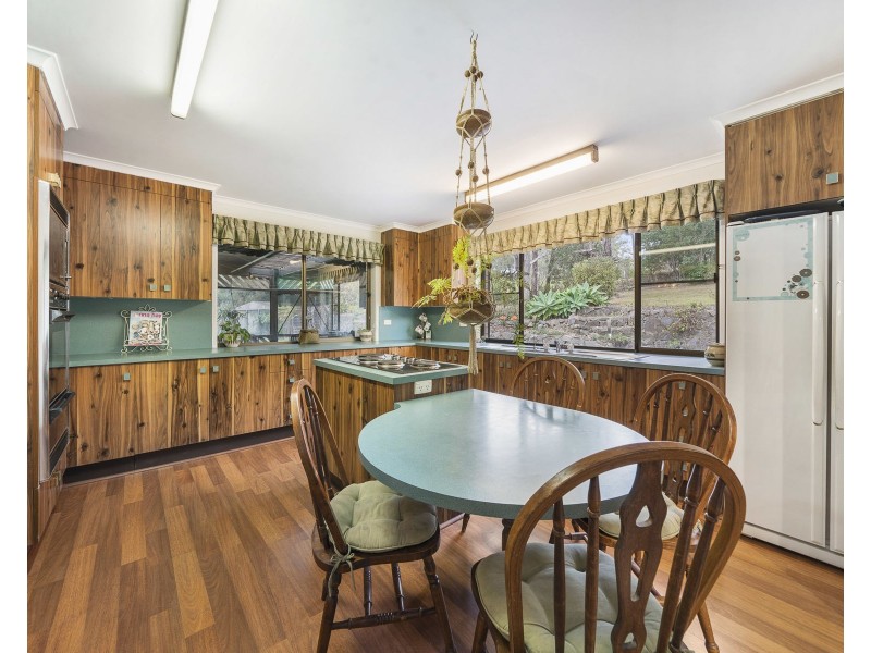 1105 Ruthven Street, Kearneys Spring QLD 4350