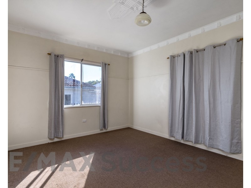 104 Water Street, South Toowoomba QLD 4350