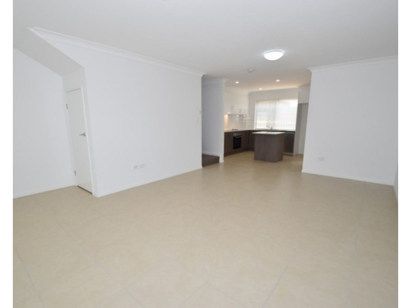 24/227 Nelson Street, Kearneys Spring QLD 4350