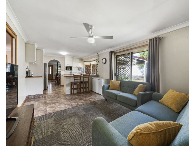 8 Ware Court, Darling Heights QLD 4350