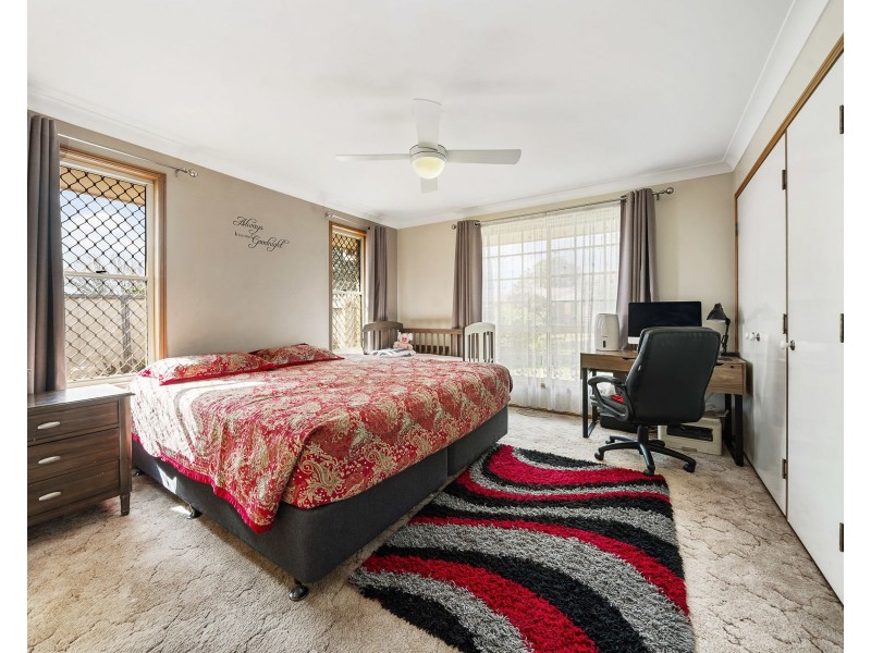 8 Ware Court, Darling Heights QLD 4350