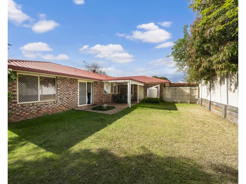 8 Ware Court, Darling Heights QLD 4350