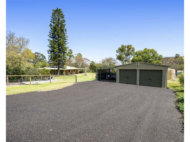 25 Redlands Drive, Gowrie Junction QLD 4352